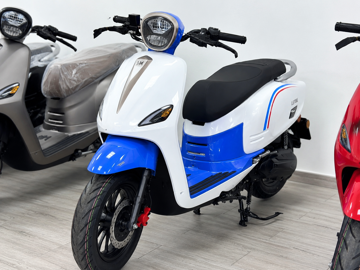 Scooteur LETBE NEON 125 - 124 cc - Bleu