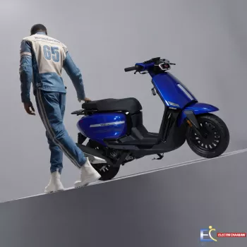 Scooter TENNIS 125cc Bleu – Style Rétro & Équipements High-Tech