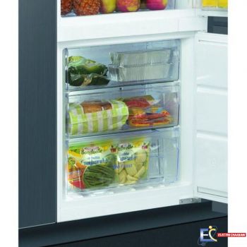 Réfrigérateur combiné encastrable Whirlpool No frost 264L -ART 872/A+/NF