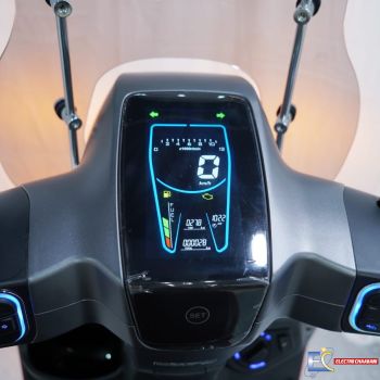 SCOOTER LA VITA 125CC injection - JAUNE/NOIR